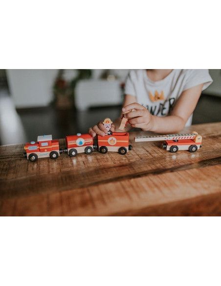 Samochody, garaże, kolejki dla dzieci