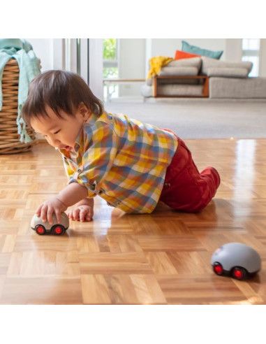 Samochody, garaże, kolejki dla dzieci