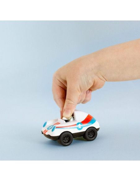 Samochody, garaże, kolejki dla dzieci