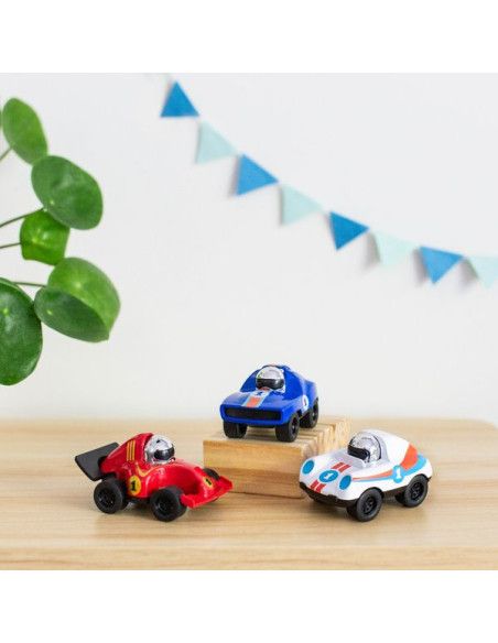 Samochody, garaże, kolejki dla dzieci