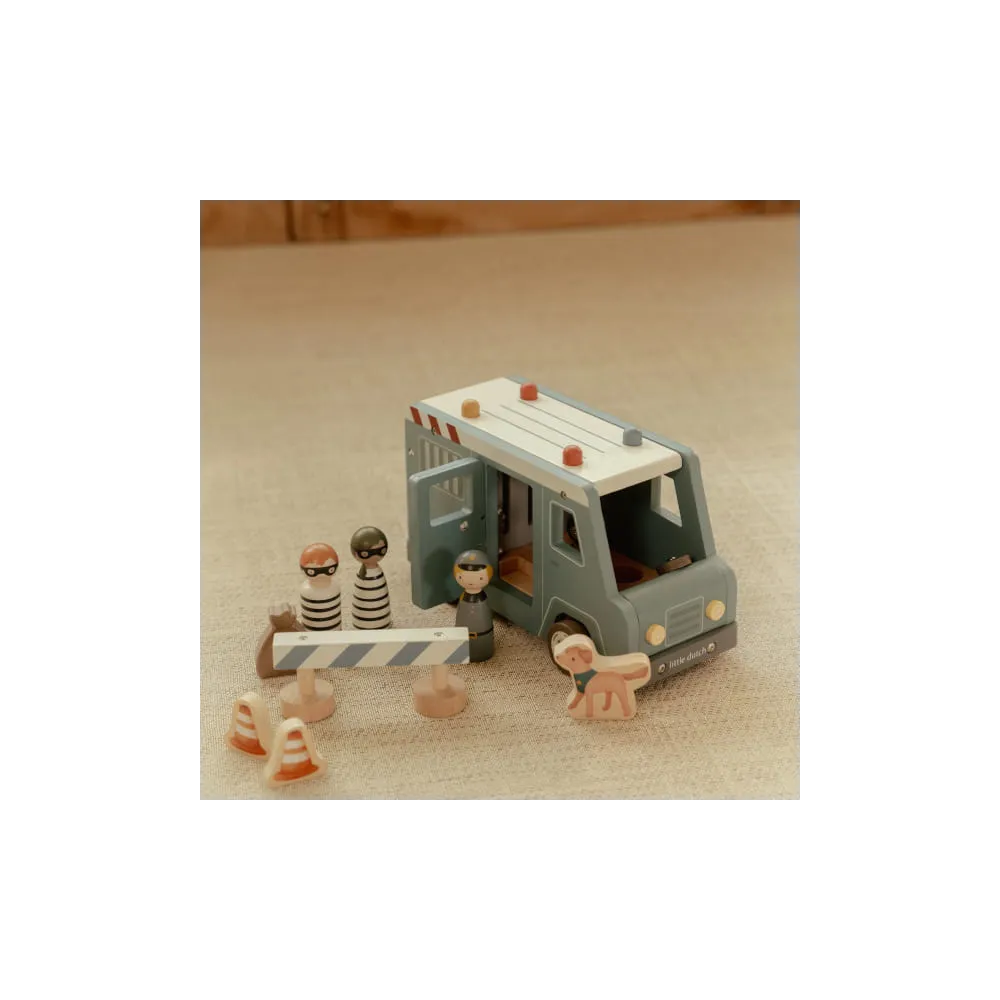 Samochody, garaże, kolejki dla dzieci