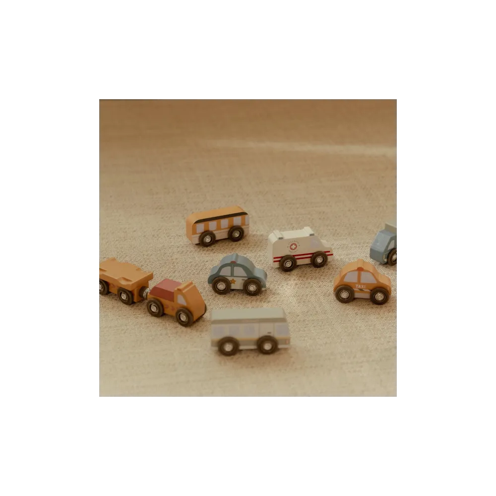 Samochody, garaże, kolejki dla dzieci