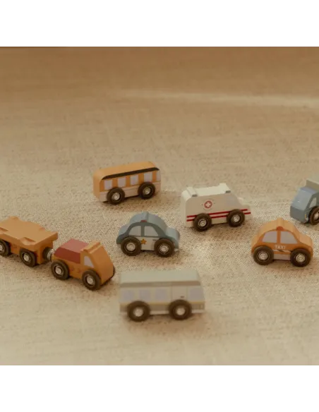 Samochody, garaże, kolejki dla dzieci