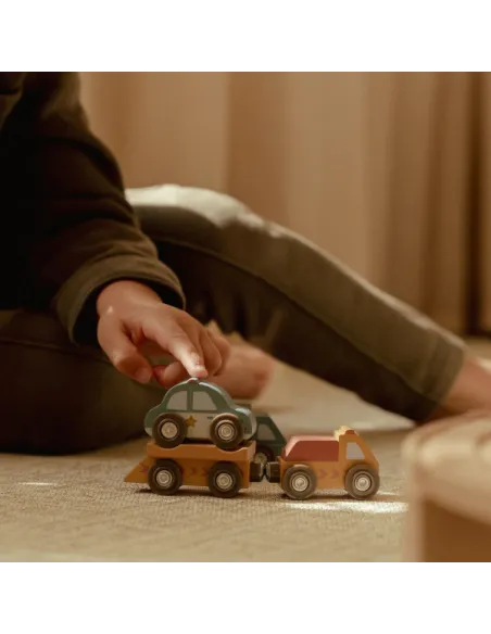 Samochody, garaże, kolejki dla dzieci