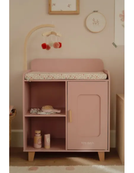 Lalki i akcesoria dla dzieci